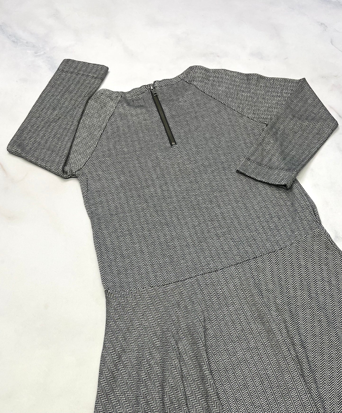 Robe GAP : 12 ans fille beau tissu doux confo état neuve .