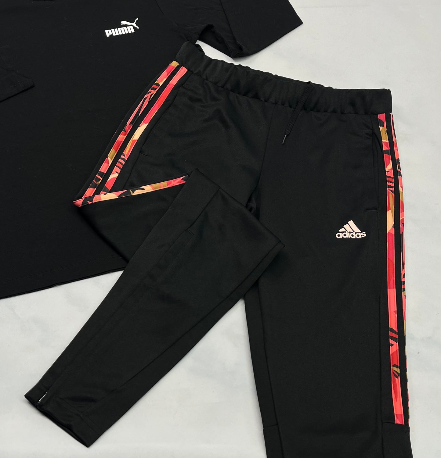 Duo : PUMA + ..Adidas neuf ! Fait XS femme