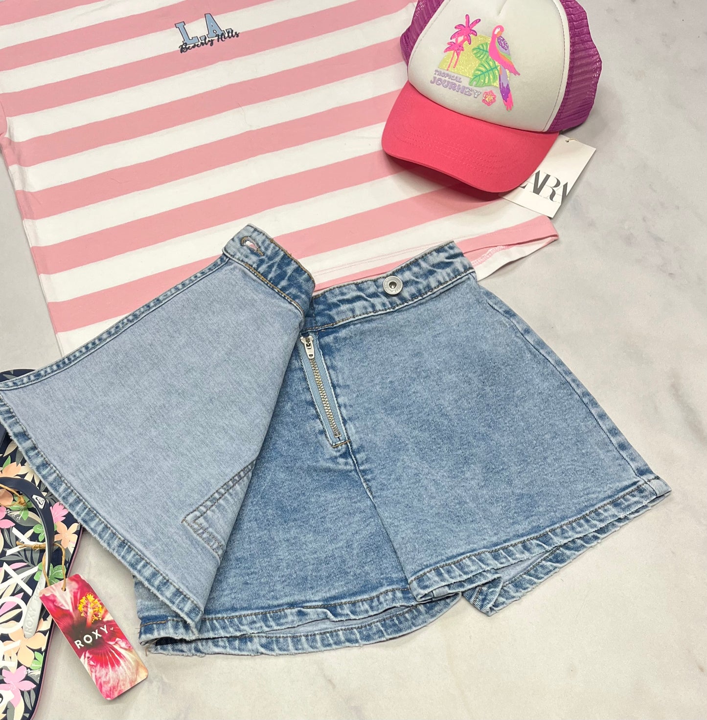 😍 Jupe short : jeans neuve ! Blum 8 ans fille ajustable .