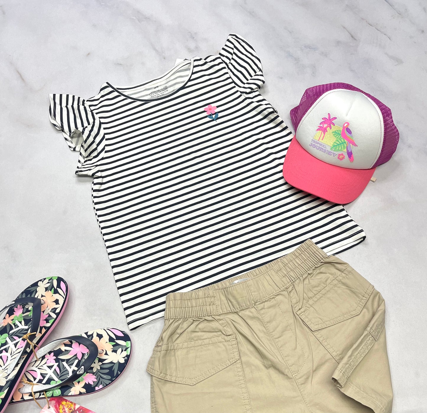 🌴 Manche courte : rayé 8-9 ans fille neuf !