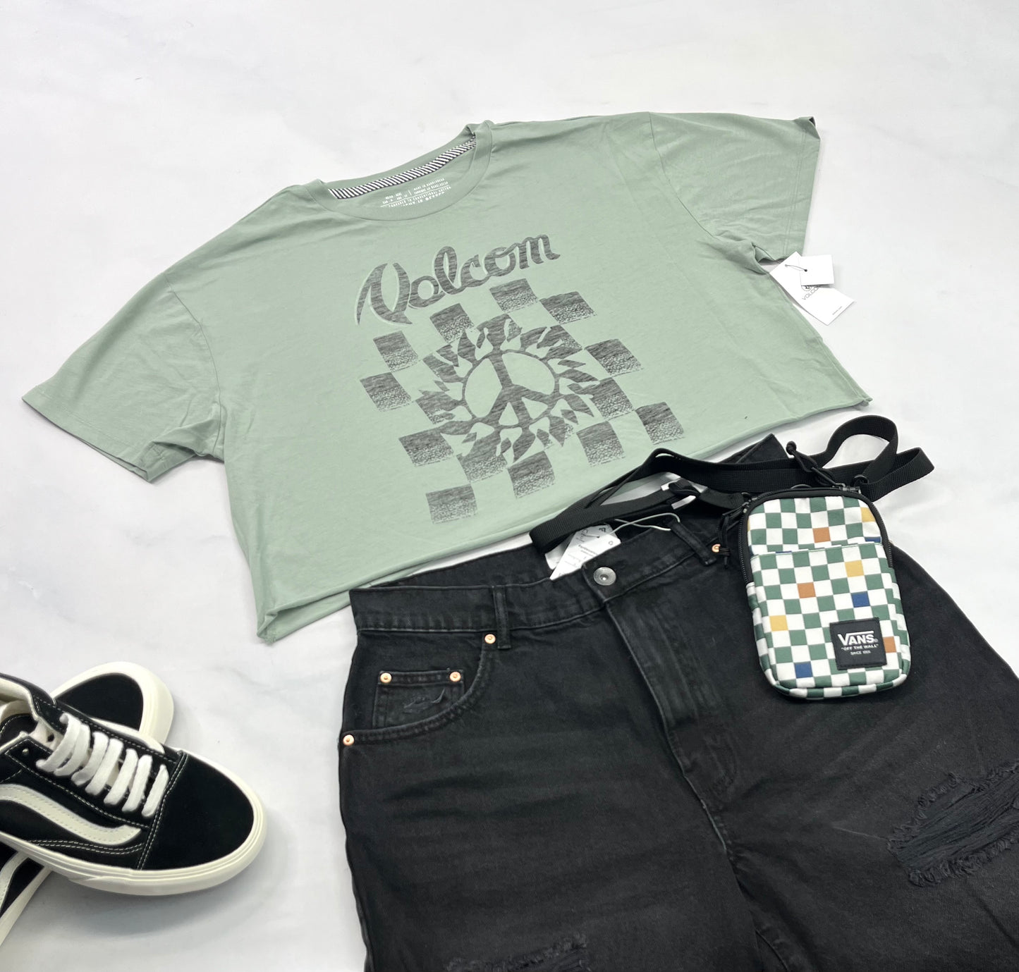 🌿 Volcom : manche courte look écourté M/ femme soft confo .