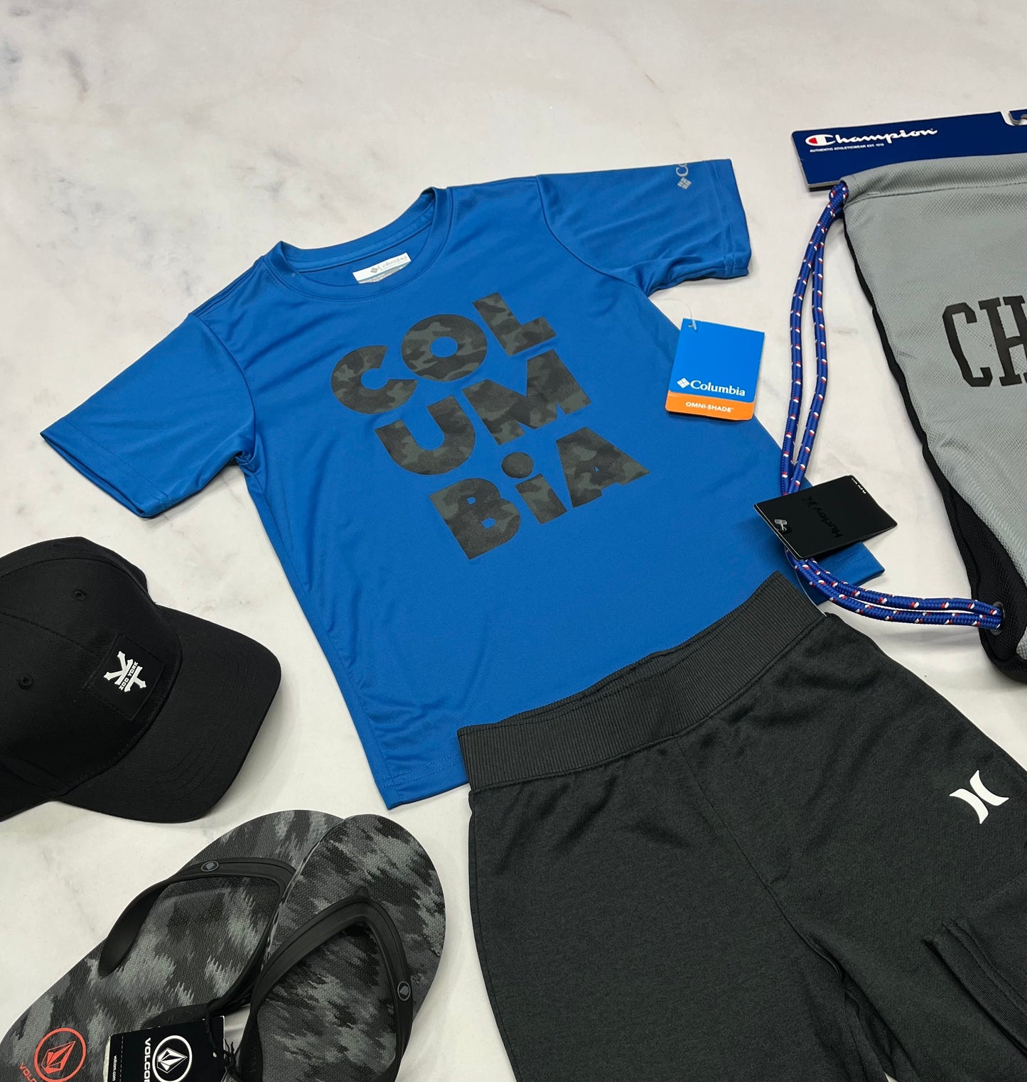 🤩 T-Shirt : Columbia en tissu de sport 6 ans garçon neuf !