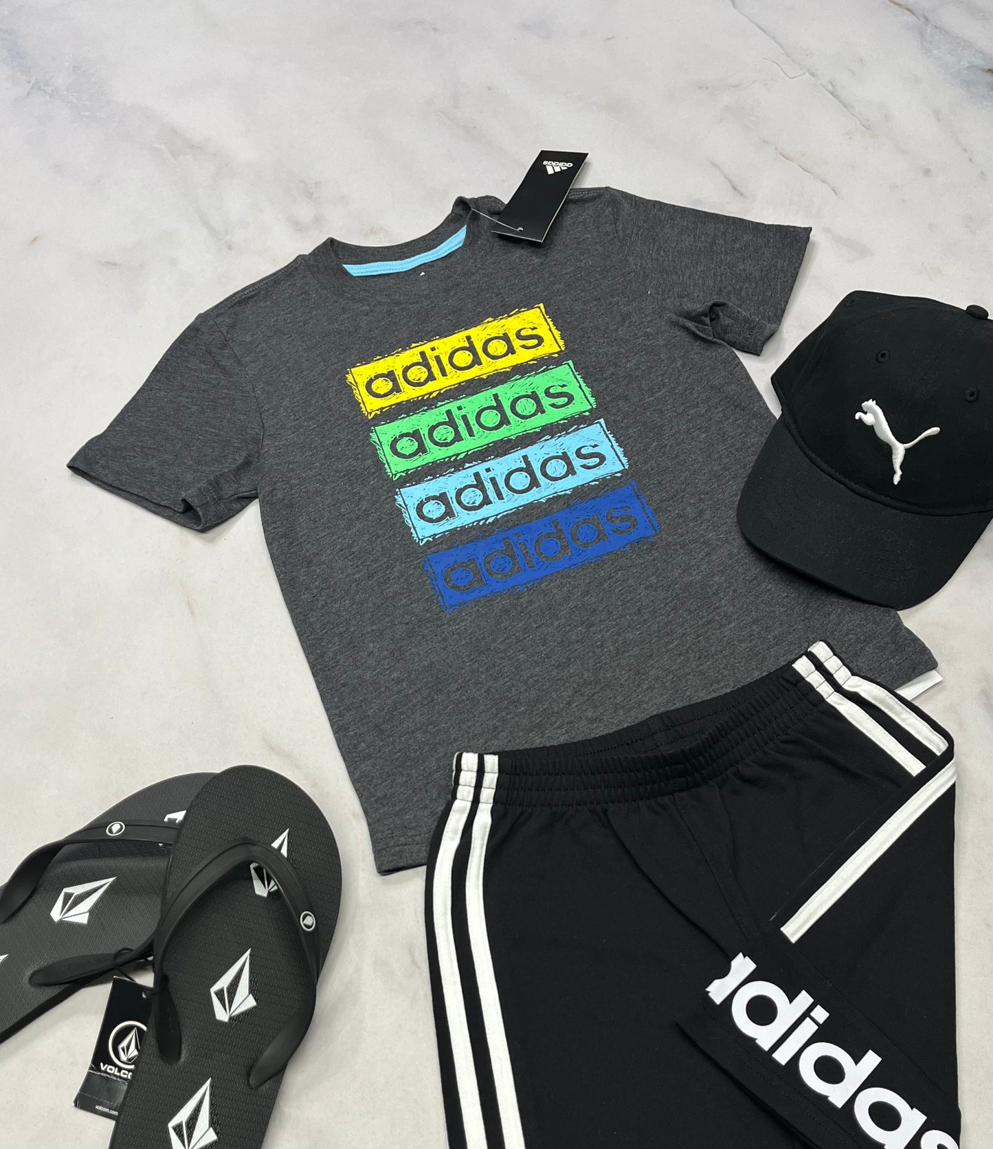 🌴 Manche courte : Adidas soft 6 ans garçon neuf !